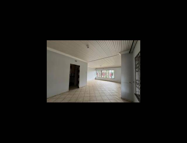 3 BEDROOM HOUSE FOR SALE IN VANDERBIJLPARK CE 5
